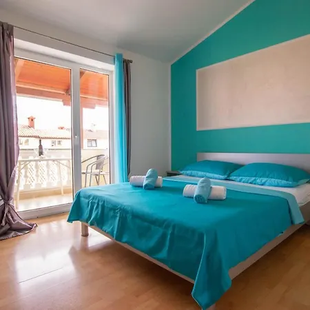 Cozy Apartment With Breakfast On Request 1 Pula Exterior photo