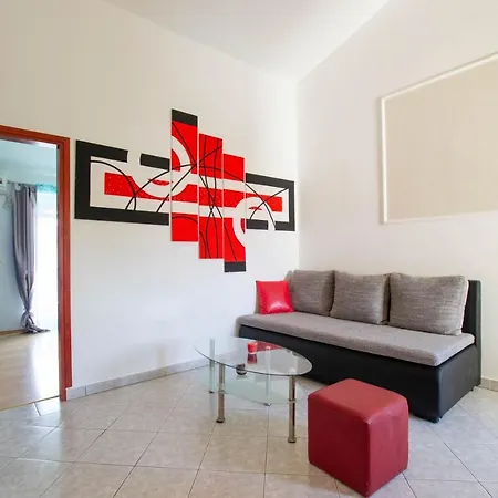 Cozy Apartment With Breakfast On Request 1 Pula Exterior photo