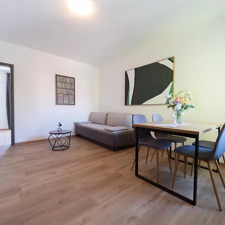 Cozy Apartment With Breakfast On Request 1 Pula Exterior photo