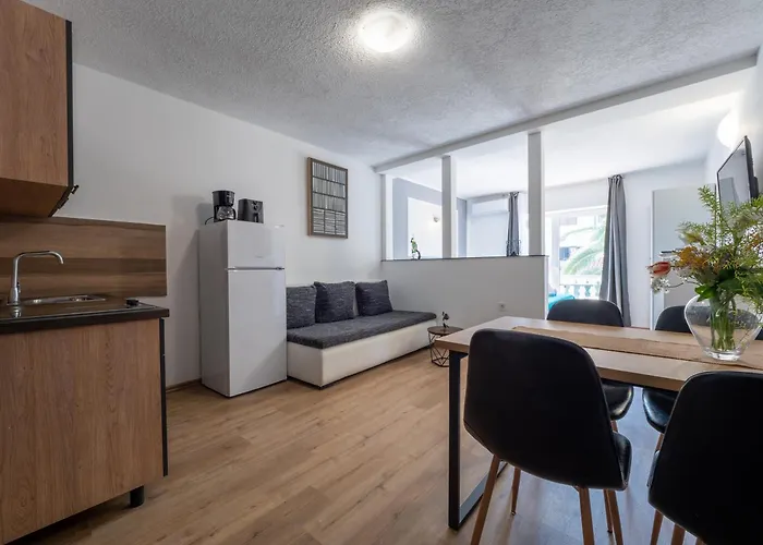 Cozy Apartment With Breakfast On Request 1