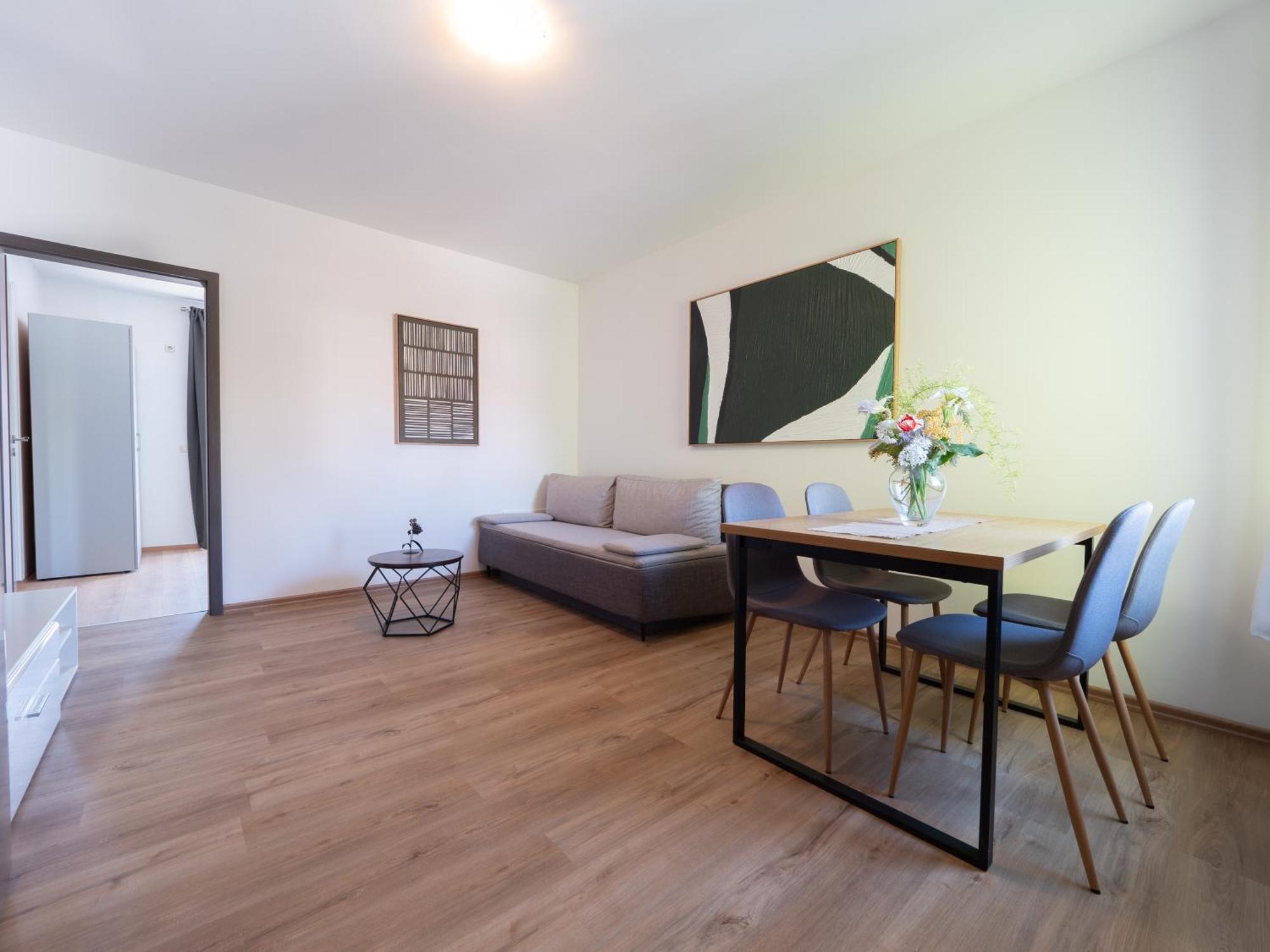 Cozy With Breakfast On Request 1 Apartment *